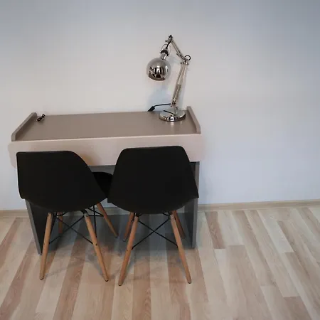 Miramar & Flats بوزنان