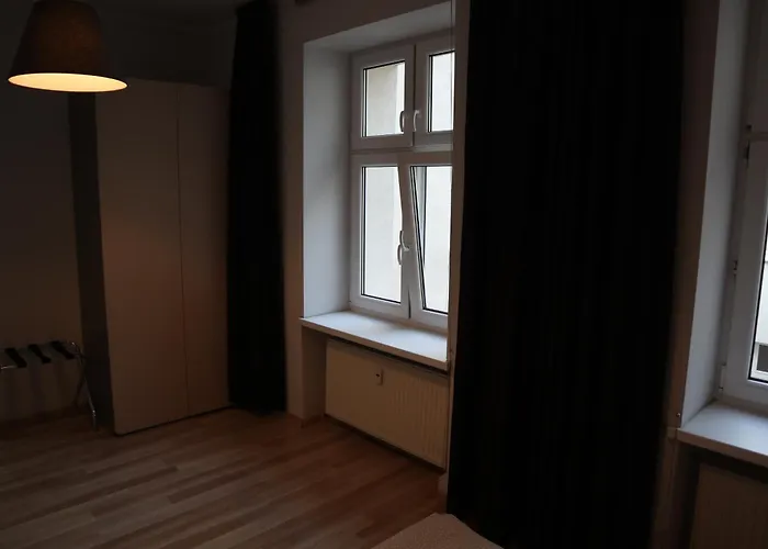 Miramar & Flats شقة بوزنان