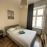 Апартаменты Miramar & Flats